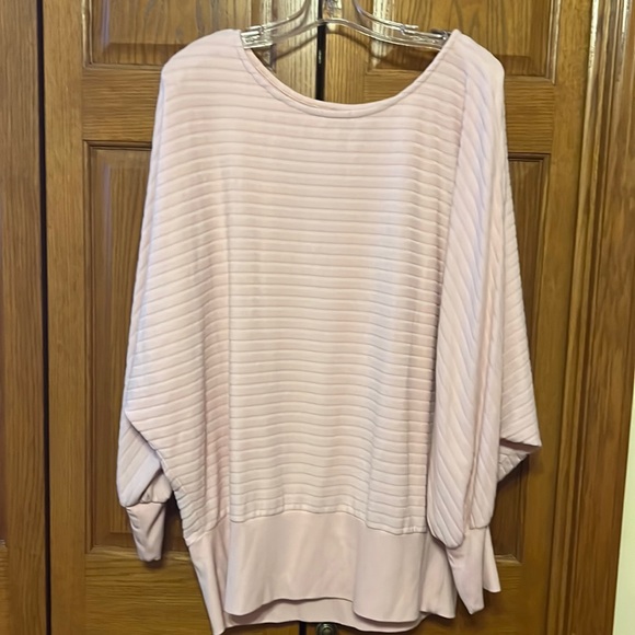 Anthropologie Sweaters - Anthropologie sweater